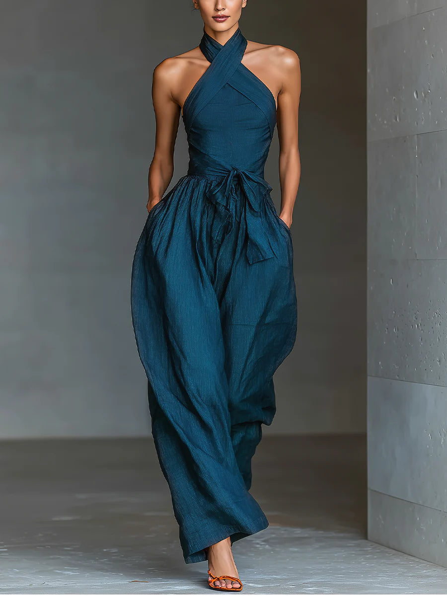 Mono Halter Cruzado con Pernera Ancha y Bolsillos Laterales