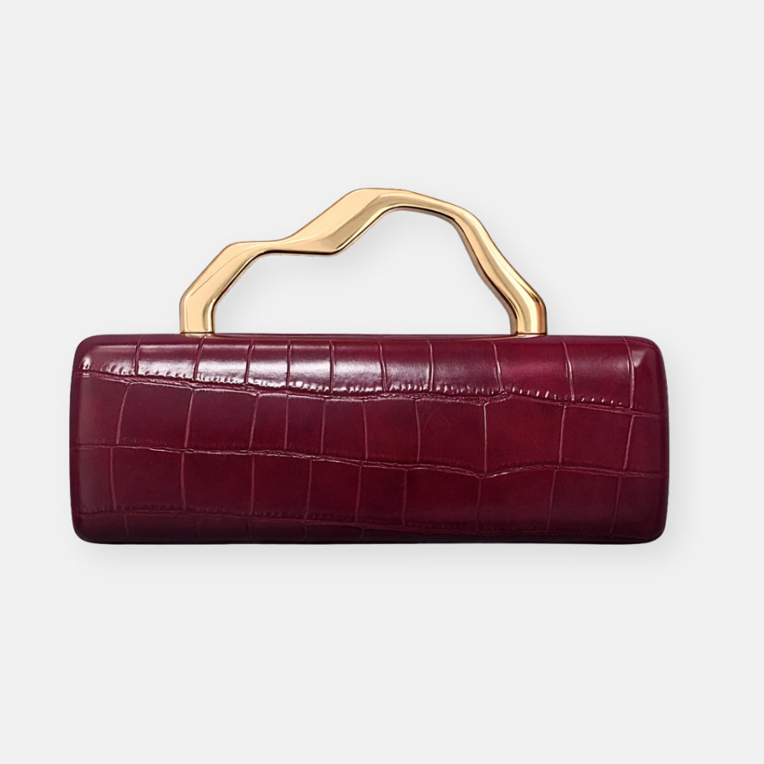 Engrâce | Clutch with Sculpted Handle
