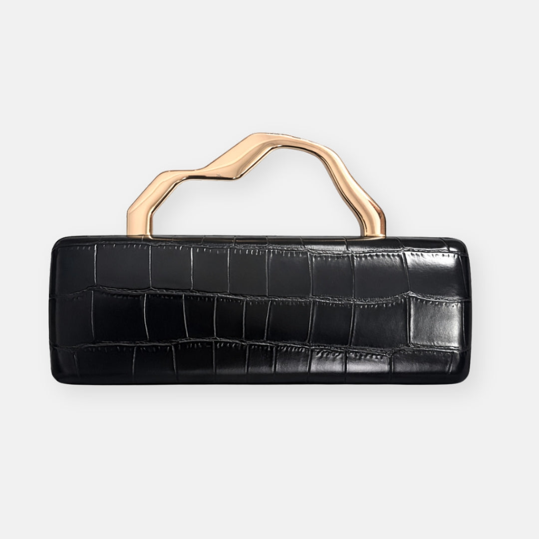 Engrâce | Clutch with Sculpted Handle