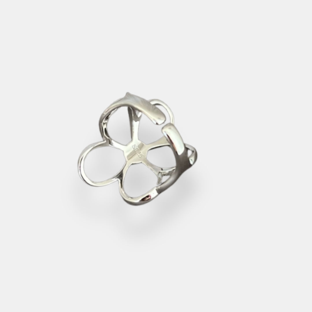 Hildegarde | Two-Tone Flower Ring