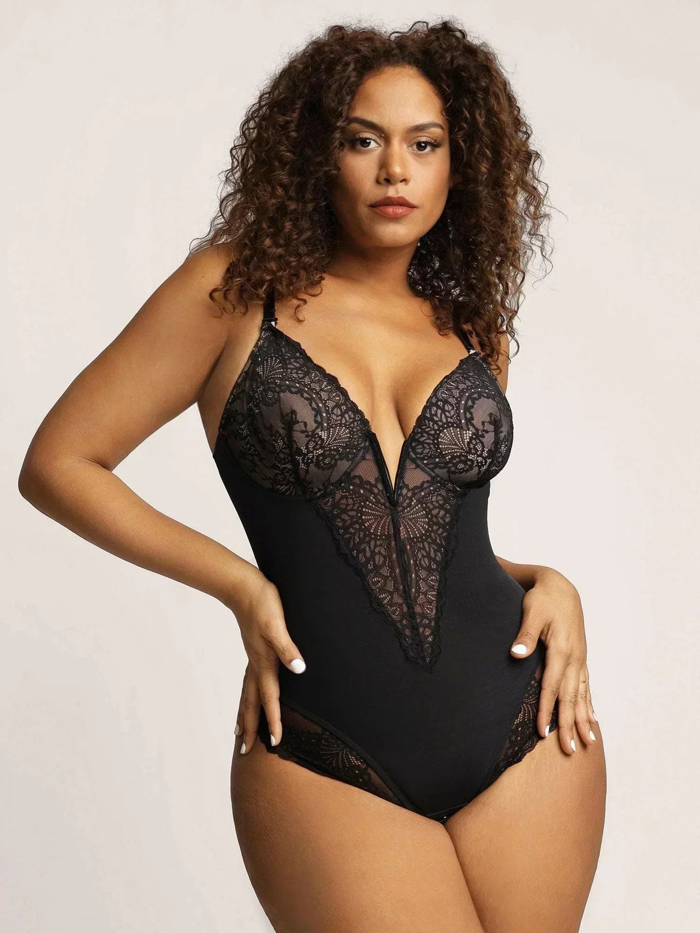 Noé™ | Body Elegante con Escote Profundo en V