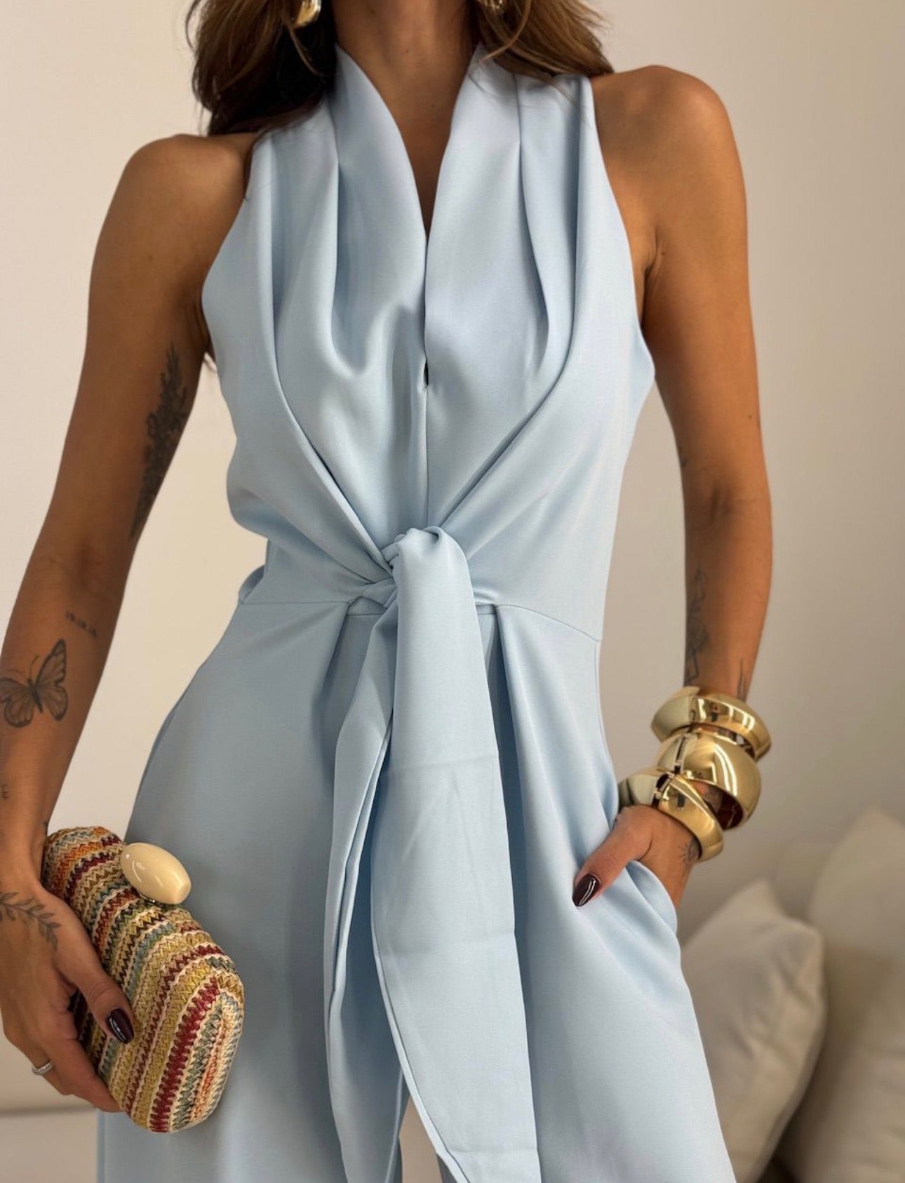 Carol™ | Mono Halter Elegante
