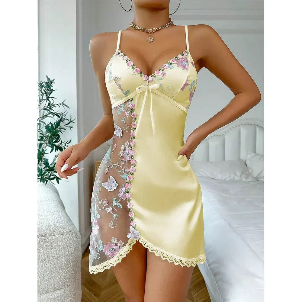 Lia™ | Camisón con Delicado Estampado Floral