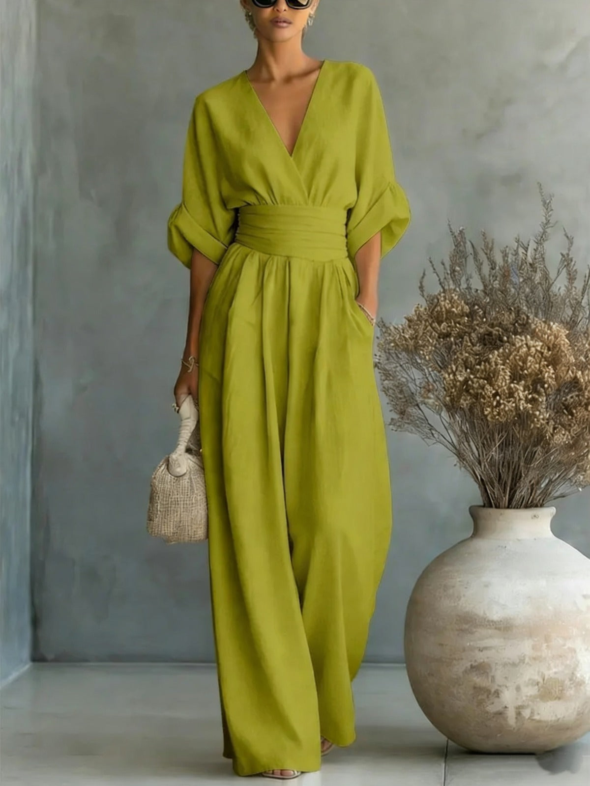 Georgina™ | Mono Elegante con Escote en V
